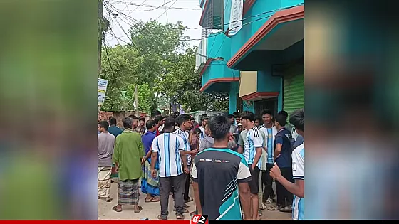 আর্জেন্টিনার খেলা দেখতে না পেরে পল্লী বিদ্যুৎ অফিস ভাঙচুর