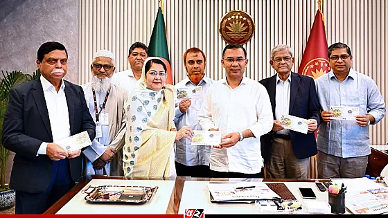 পল্লী উন্নয়ন দিবস উপলক্ষে স্মারক ডাক টিকেট উন্মোচন প্রধানমন্ত্রীর   