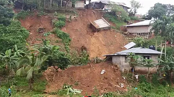 কক্সবাজারে উখিয়ার তিন রোহিঙ্গা ক্যাম্পে পাহাড়ধসে নিহত ৮ 