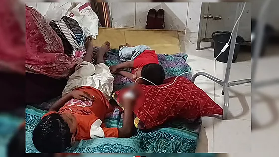 ফল খেয়ে মেহেরপুরে ১৪ শিশু অসুস্থ, হাসপাতালে ভর্তি ৯