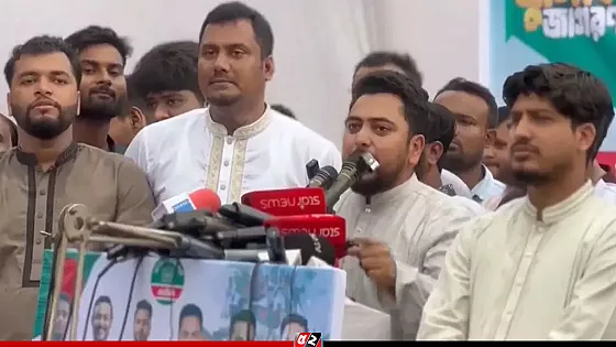 জাতির সঙ্গে বিএনপি সরকার গাদ্দারি করছে : নাহিদ ইসলাম
