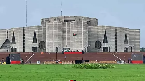  বিরতি শেষে আজ বসছে সংসদ অধিবেশন   
