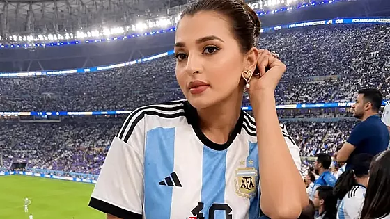 আর্জেন্টিনার ভক্ত হলেও মিশরের জয় চান অভিনেত্রী বর্ষা 