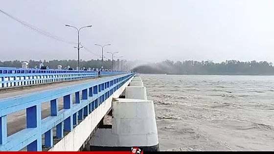 ১২ জেলায় বন্যার পূর্বাভাস, বিপৎসীমা অতিক্রম করতে পারে তিস্তার পানি