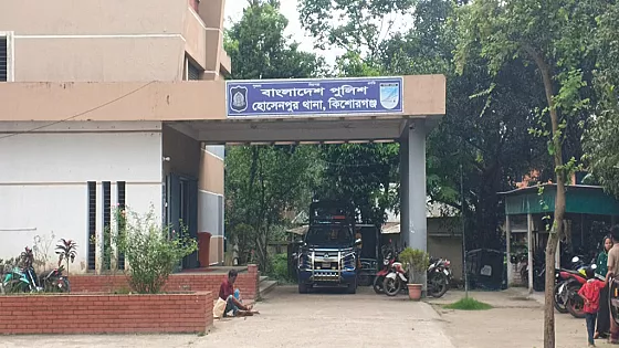 ২০ টাকার জন্য স্কুল ছাত্রকে ছুরিকাঘাত