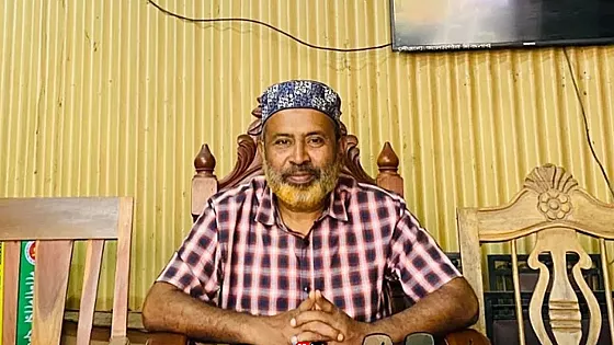নিজ বাড়ির সামনেই বিএনপি নেতাকে কুপিয়ে হত্যা