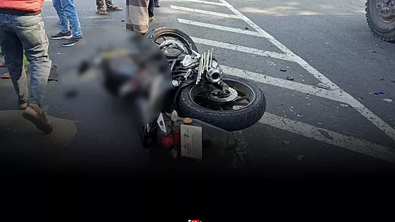 মোটরসাইকেলের মুখোমুখি সংঘর্ষে তিন জন নিহত 