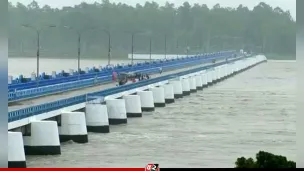 উজানের ঢল ও বৃষ্টিতে ফুলে-ফেঁপে তিস্তা, ঝুঁকিতে নিম্নাঞ্চল