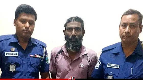 পাবনায়  কোরআন পোড়ানোর অভিযোগে আটক ১