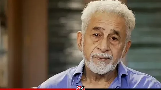 শিক্ষার্থীদের ওপর লাঠিচার্জ, দিল্লি পুলিশকে ‘গুন্ডা’ বললেন নাসিরুদ্দিন শাহ