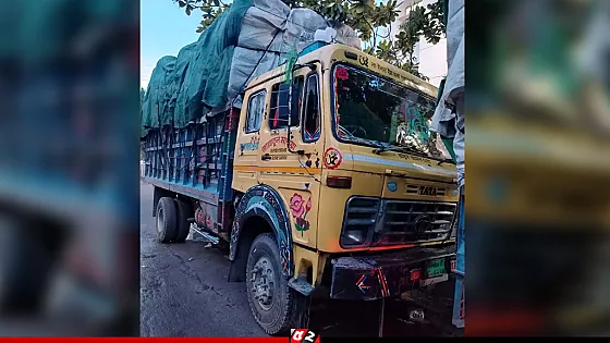 অস্ত্রের মুখে ছিনতাই হওয়া ঝুটবোঝাই দুই ট্রাক উদ্ধার