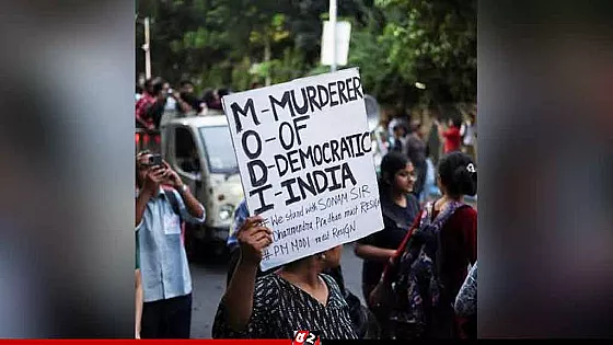 মোদির বিশেষ ঘোষনায় টলেনি ‘তেলাপোকা পার্টি’, পদত্যাগের দাবিতেই অনড়