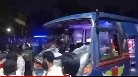রাজধানীতে নিয়ন্ত্রণ হারিয়ে হাসপাতাল প্রাঙ্গণে বাস, নিহত ১