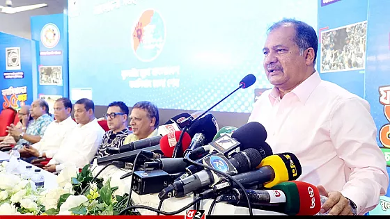 চক্রান্ত না করে দেশ গড়ার কাজে আত্মনিয়োগ করুন : তথ্যমন্ত্রী