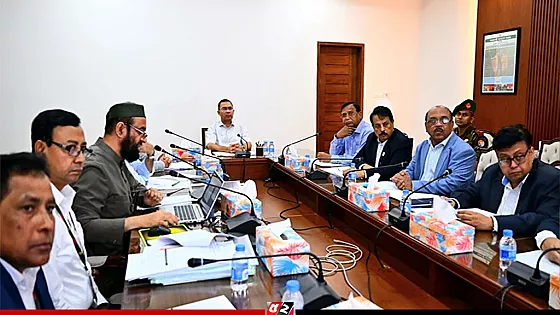 ঢাকার চারপাশে নৌপথ সচল করার নির্দেশ প্রধানমন্ত্রীর