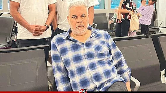 দীর্ঘ চিকিৎসা শেষে দেশে ফিরলেন ইলিয়াস কাঞ্চন