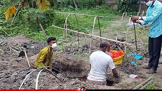 দাফনের তিন মাস পর কবর থেকে বৃদ্ধের মরদেহ উত্তোলন