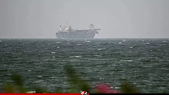 হরমুজ প্রণালি দ্রুত খুলে না দিলে কঠোর পরিণতি ভোগ করবে ইরান: ট্রাম্প