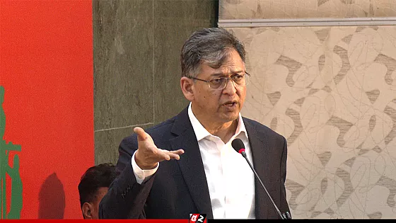 হাসিনাকে রাজনৈতিক তৎপরতার সুযোগ দিলে ভারতকে বন্ধুত্বপূর্ণ সম্পর্ক নিয়ে ভাবতে হবে