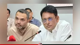 মন খুলে গান গাওয়া যায়, নম্বর দেওয়া যায় না: শিক্ষামন্ত্রী