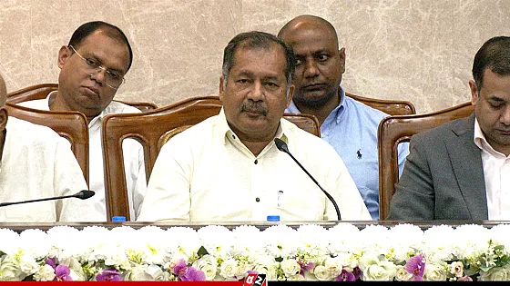 প্রথম ১৮০ দিনে রাষ্ট্রযন্ত্রের প্রতিটি অঙ্গ মেরামতের কাজ চলছে : তথ্যমন্ত্রী