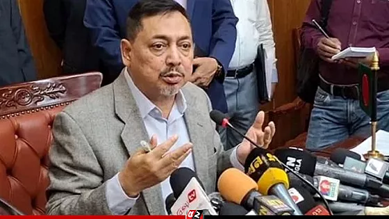 মন্ত্রিপরিষদ সচিবের মেয়াদ আরও এক বছর বাড়ালো সরকার