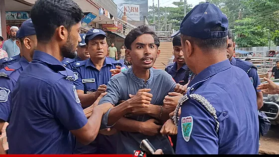 ২১ ঘণ্টা পর মুচলেকা দিয়ে ছাড়া পেলেন সেই মাহদী