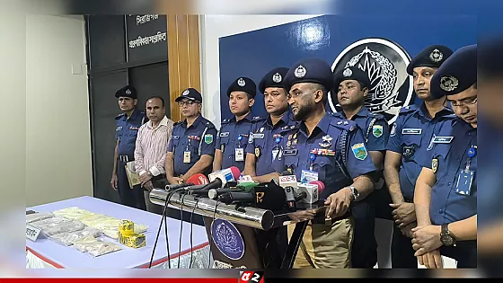  ৪ কেজি ৩৩০ গ্রাম হেরোইন সহ দুইজন গ্রেপ্তার