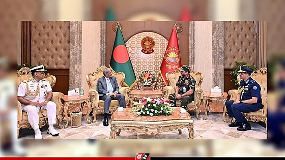 রাষ্ট্রপতির সঙ্গে তিন বাহিনীর প্রধানগণের সৌজন্য সাক্ষাৎ