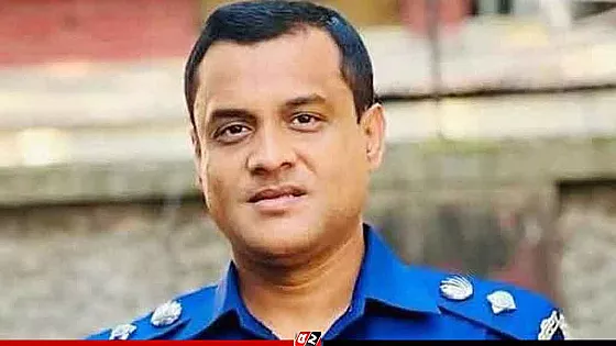 ‘আমার আর বোধ হয় চাকরি করা হলো না’- ফেসবুকে এসপির আবেগঘন পোস্ট   
