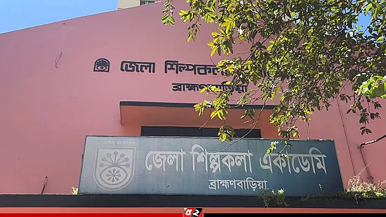 কর্মসূচি পালনে অনড় এনসিপি, একই স্থানে কওমী ছাত্রদের ইসলামী সাংস্কৃতিক অনুষ্ঠান