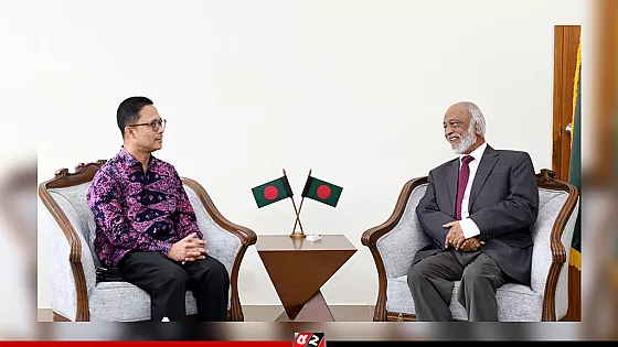 বাংলাদেশ-মালয়েশিয়া সম্পর্ক নতুন উচ্চতায় নিতে চায় সরকার : এলজিআরডি মন্ত্রী