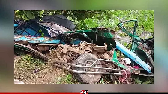 সিএনজি ও কাভার্ডভ্যানের মুখোমুখি সংঘর্ষে নিহত ৩