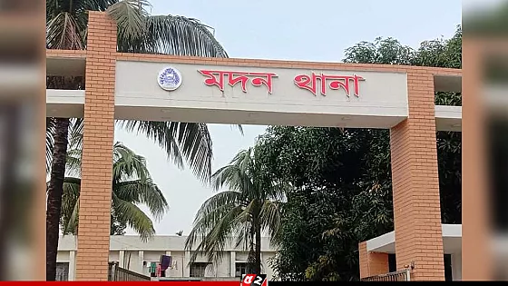 দায়ের কোপে বাবা নিহতের ঘটনায় ছেলে আটক