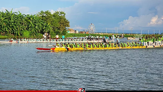 তিতাস নদীতে নৌকা বাইচ উপভোগ করলো লাখো দর্শনার্থী