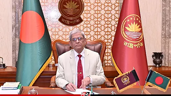 সিলেট পৌঁছেছেন রাষ্ট্রপতি