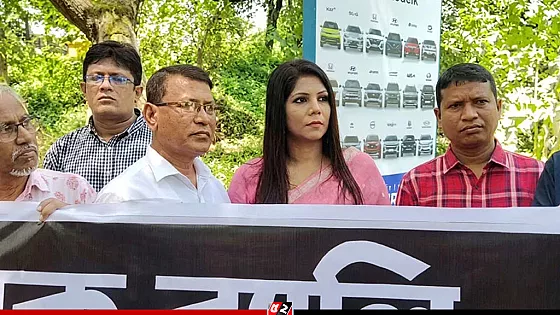অপ্রতিম হত্যা, মোবাইল ছাড়া অন্য কারণ আছে কি না তা তদন্তের দাবি মায়ের