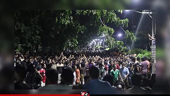 চুয়েটে উপাচার্য পরিবর্তনের প্রতিবাদে সর্বাত্মক শাটডাউন