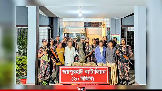 পাচারের আগেই ৭২ কেজির কষ্টিপাথরের মূর্তি উদ্ধার, আটক ৪