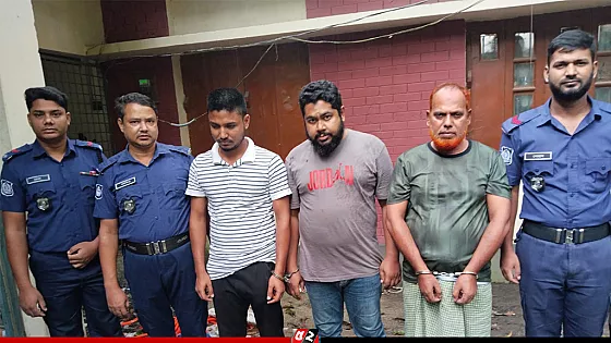 সিসিটিভির ফুটেজ দেখিয়ে বিশ্ববিদ্যালয় ছাত্রীকে হেনস্তা ও  চাঁদা দাবি, গ্রেপ্তার ৩