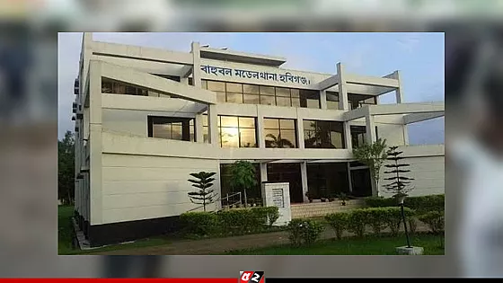 সিএনজি-টমটম স্ট্যান্ড দখল নিয়ে দুইপক্ষের সংঘর্ষ, আহত ২৫