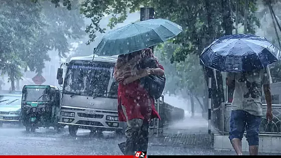 আগামী ৪৮ ঘণ্টায় ৫ জেলায় ভারী বৃষ্টিপাতের পূর্বাভাস