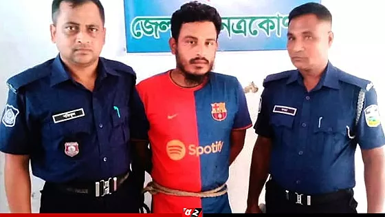 বাকিতে সিগারেট না দেওয়ায় দোকানদারের শরীরে আগুন, অভিযুক্ত আটক