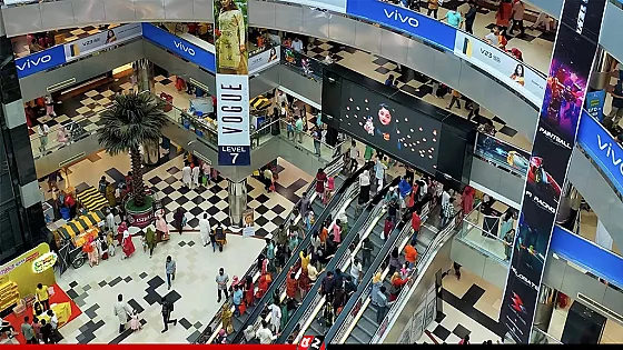দুর্গাপূজা উপলক্ষে দোকানপাট-শপিংমল খোলা রাখার সময় বাড়লো