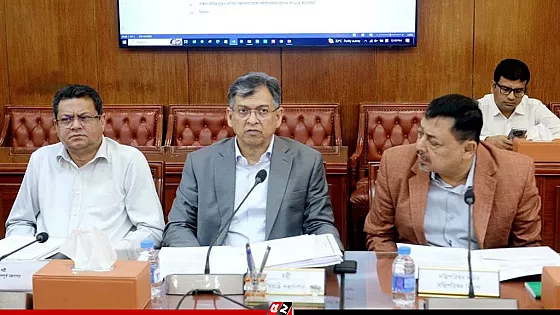 রোহিঙ্গা আশ্রয় কেন্দ্রে দুটি সেনাক্যাম্প স্থাপনের সিদ্ধান্ত : স্বরাষ্ট্রমন্ত্রী