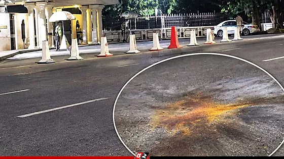 মধ্যরাতে প্রধানমন্ত্রীর কার্যালয়ের সামনে ককটেল বিস্ফোরণ