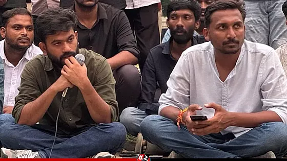 শীর্ষ নেতারা আটক, সিজেপির আন্দোলনের নেতৃত্বে এখন আজিংক্যা শিন্ডে