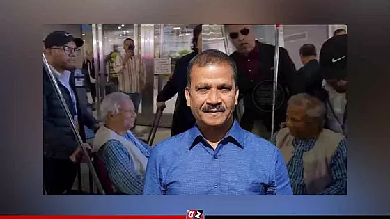 নিউইয়র্কে ড. ইউনূসকে হেনস্তা: আসিফ নজরুল বললেন, ‘কী করুণ আত্মসন্তুষ্টি!’
