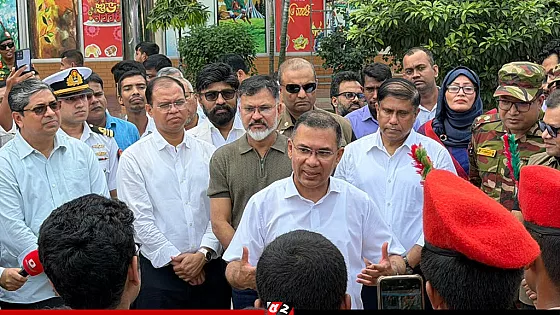 ডেঙ্গু পরিস্থিতি দেখতে হাসপাতাল ও শিক্ষাপ্রতিষ্ঠান পরিদর্শনে প্রধানমন্ত্রী
