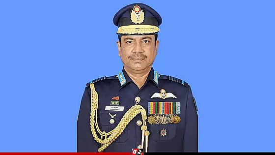 বিমান বাহিনীর সাবেক প্রধান শেখ হান্নান কাতারে গ্রেপ্তার
